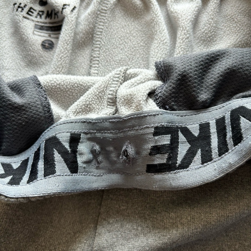 Gray nike therma fit sweatpants - Picture 6 of 9